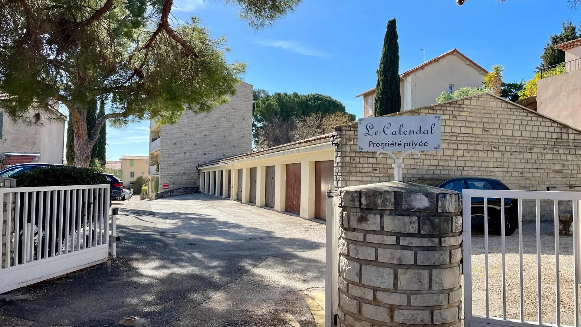 Au Coeur Et Au Calme De Bandol, Parking Et Climatisation Apartment  Bandol